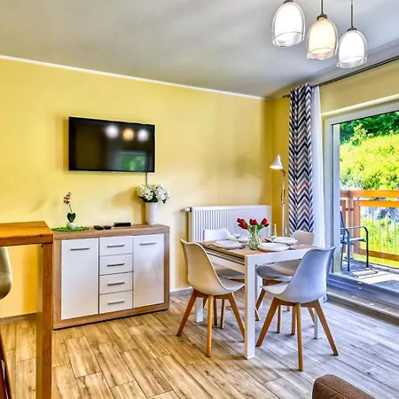 Warynskiego, Sun & Snow *