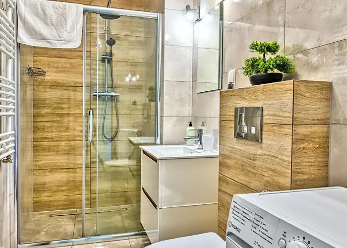 Warynskiego, Sun & Snow